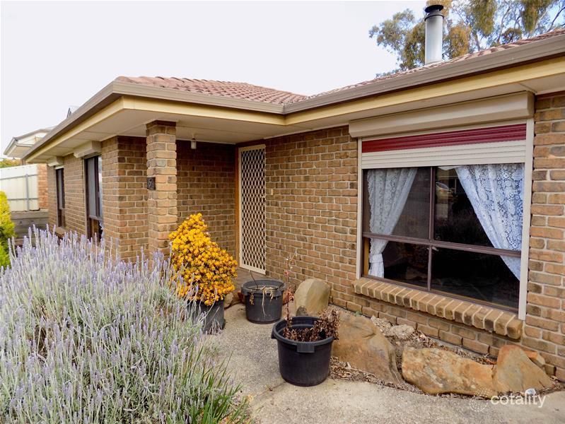 6 John Murray Dr, Williamstown, SA 5351