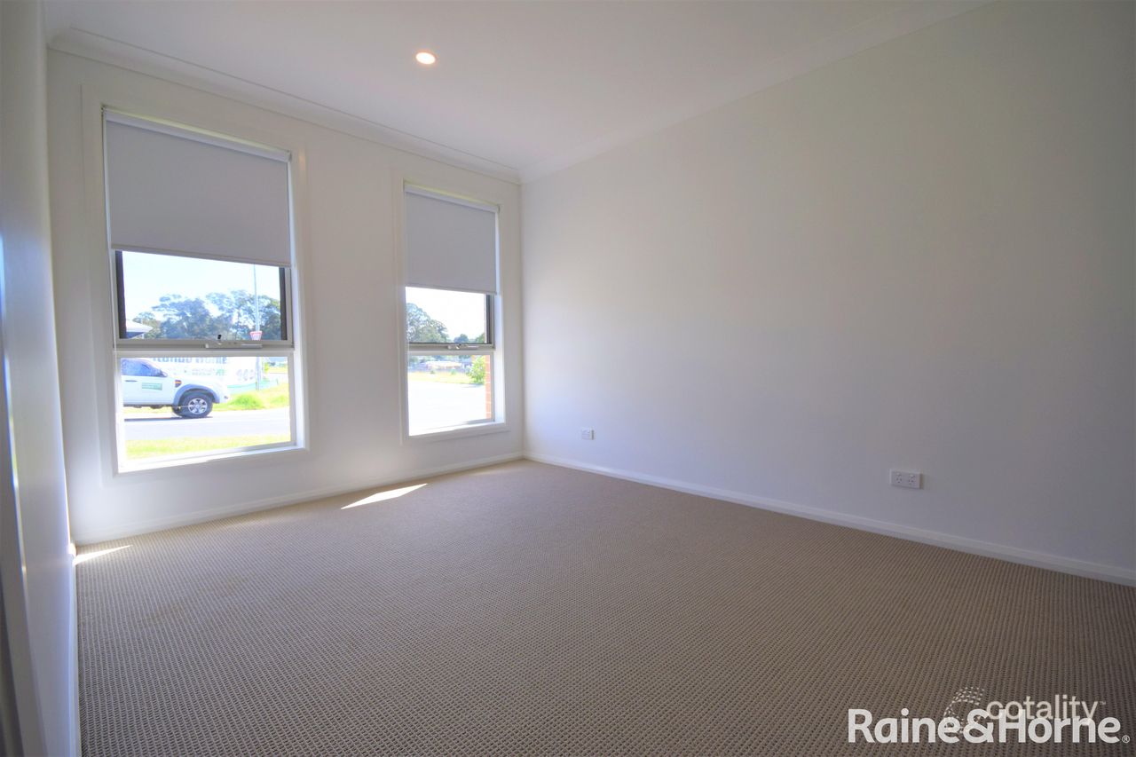 1 Gunbar Way, Nowra, NSW 2541