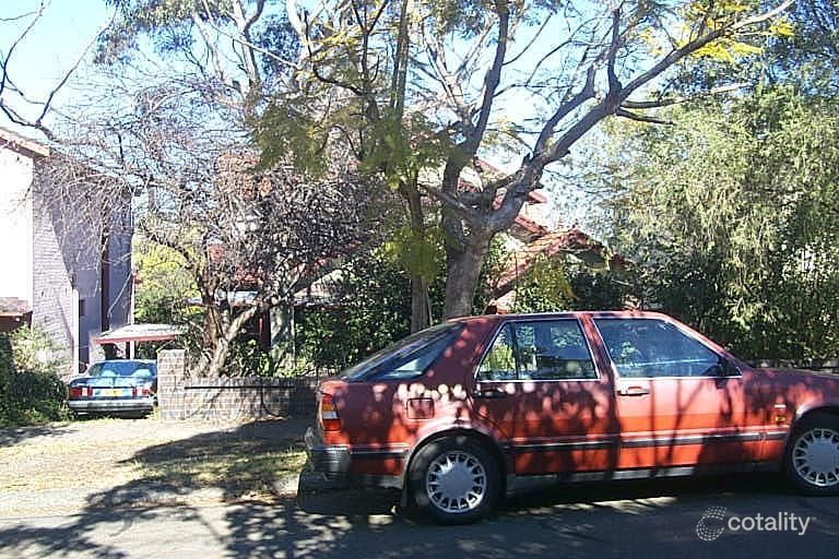 18 Baroona Rd, Northbridge, NSW 2063