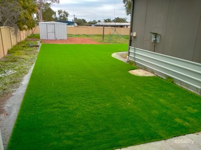 9 Byfield St, Meckering, WA 6405