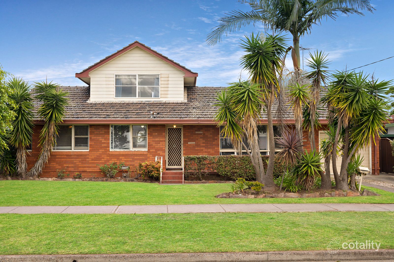 110 Kingswood Rd, Engadine, NSW 2233