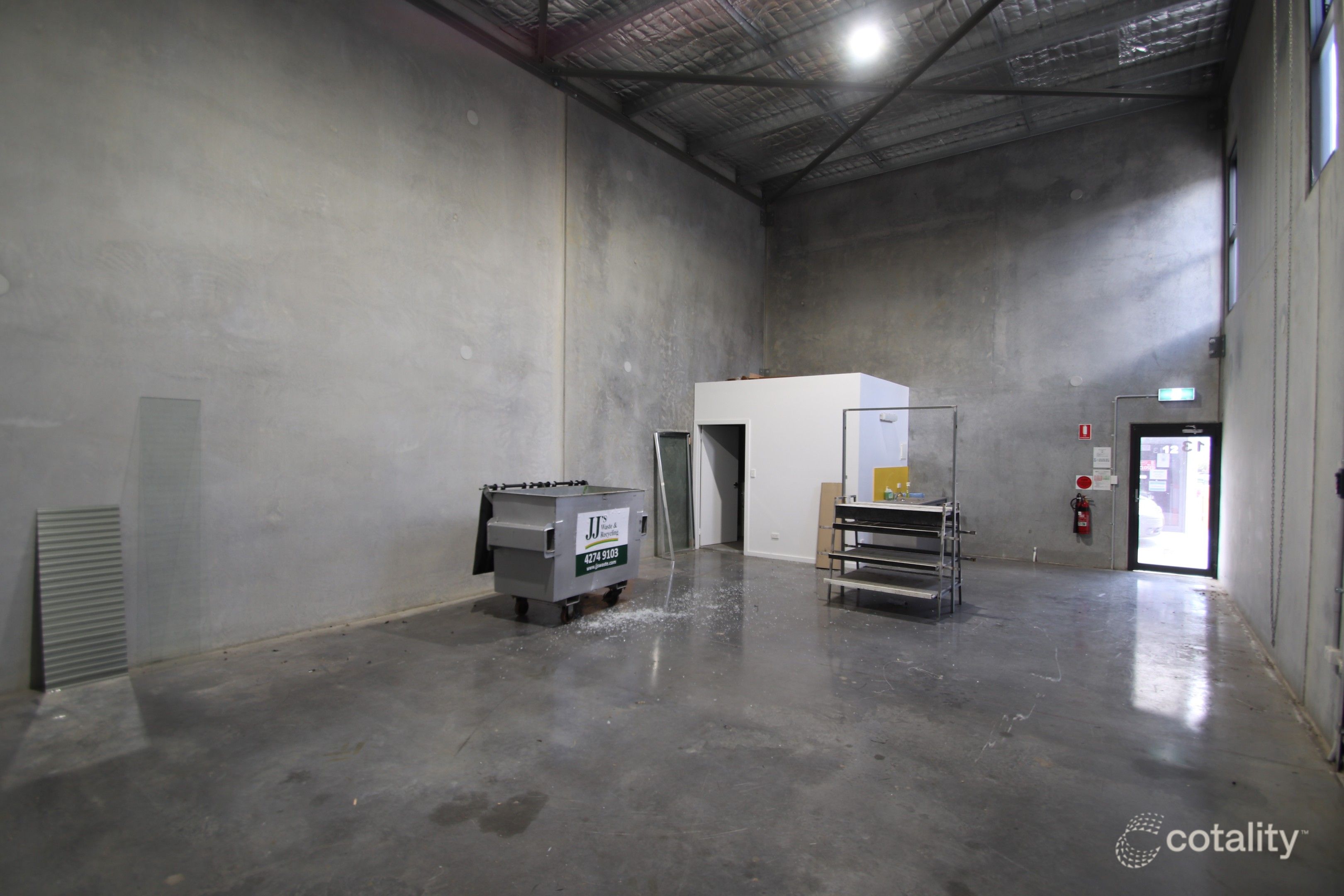 13/7 Investigator Dr, Unanderra, NSW 2526