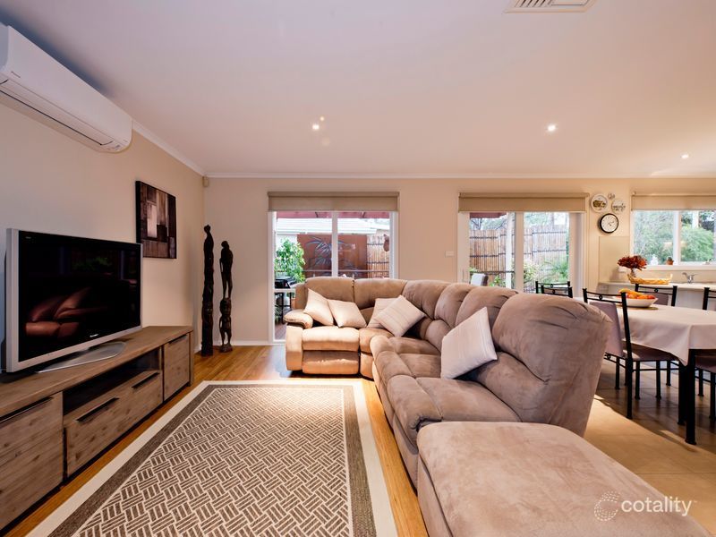 2/42 Shalbury Ave, Eltham, VIC 3095