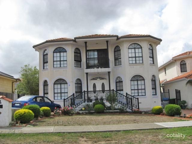 13 Holowko Ct, Taylors Lakes, VIC 3038