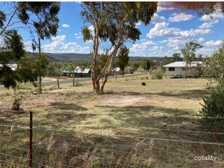 19 Sanderson Rd, Glen Aplin, QLD 4381