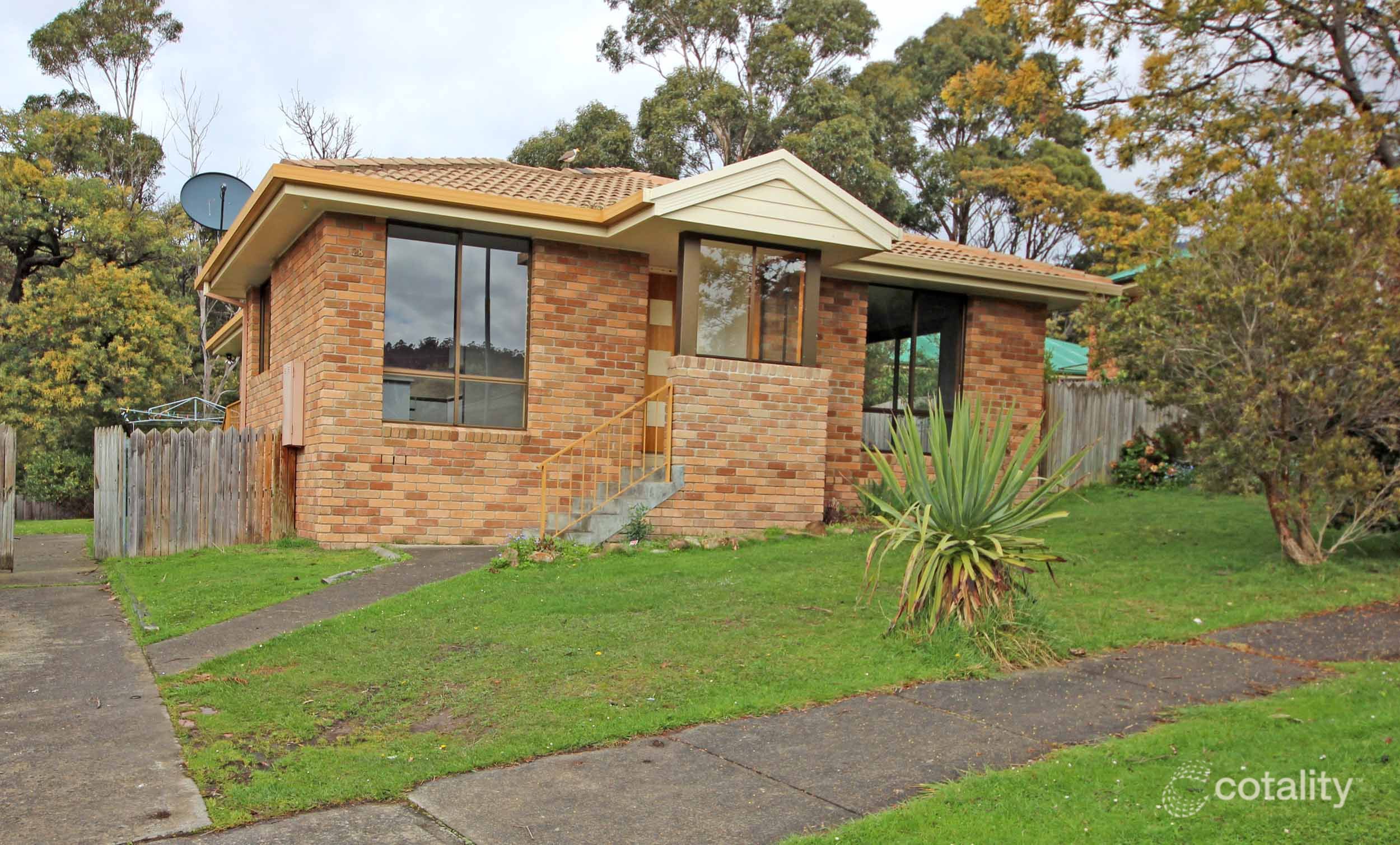 28 Saunders Cres, South Hobart, TAS 7004