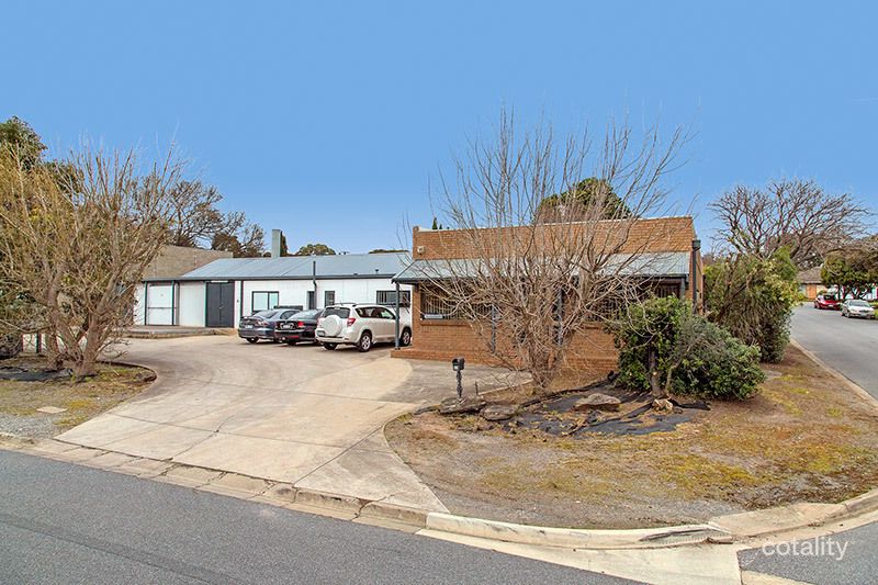 21 Jennifer Ave, Ridgehaven, SA 5097