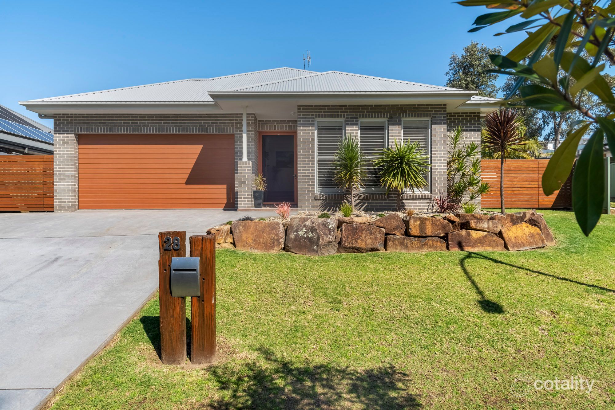 28 Settlers Way, Mollymook, NSW 2539