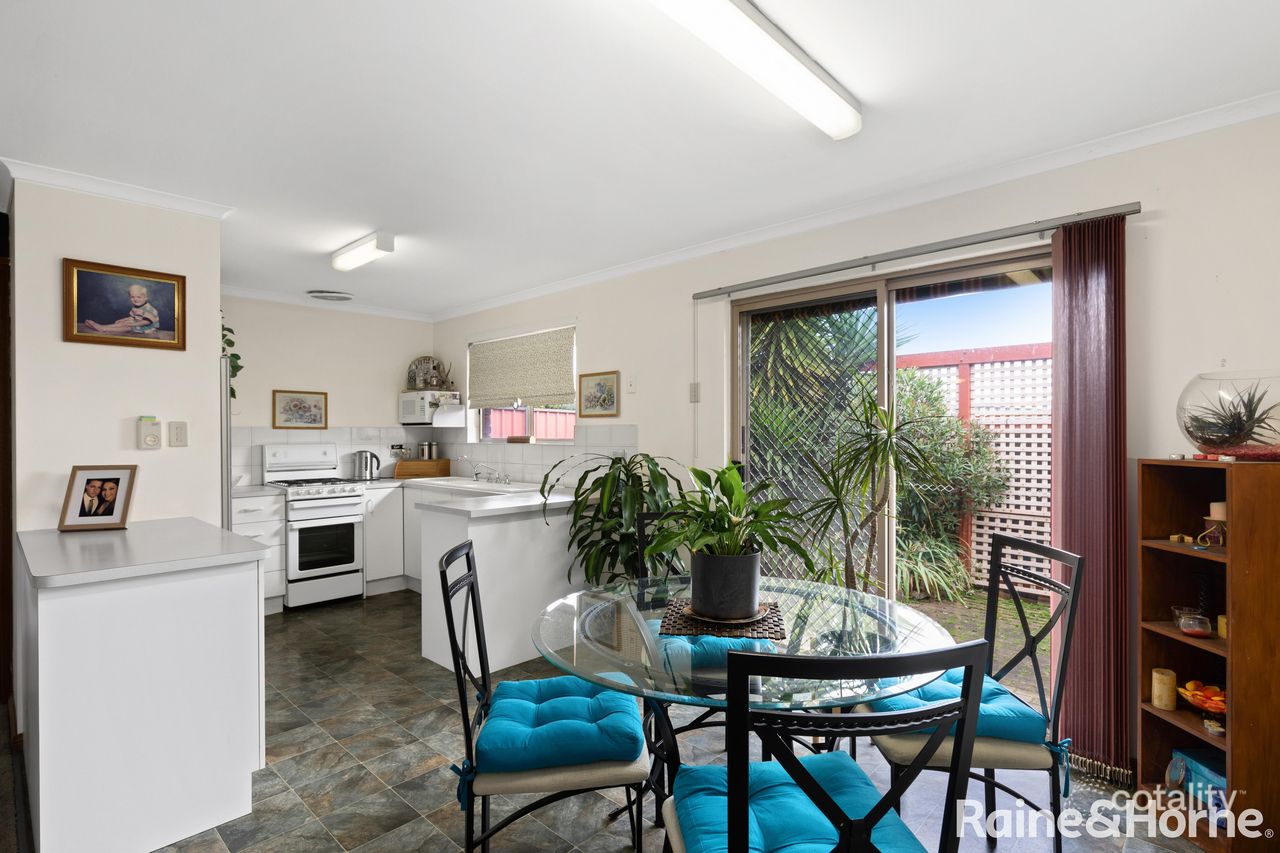 3/7 Rothschild St, Woodcroft, SA 5162