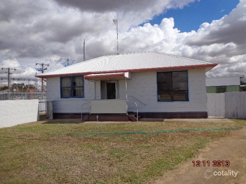 280a Fitzroy St, Deniliquin, NSW 2710