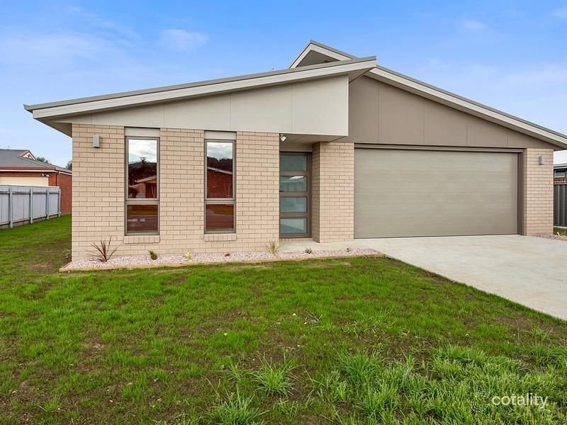 33 Woodrising Ave, Spreyton, TAS 7310
