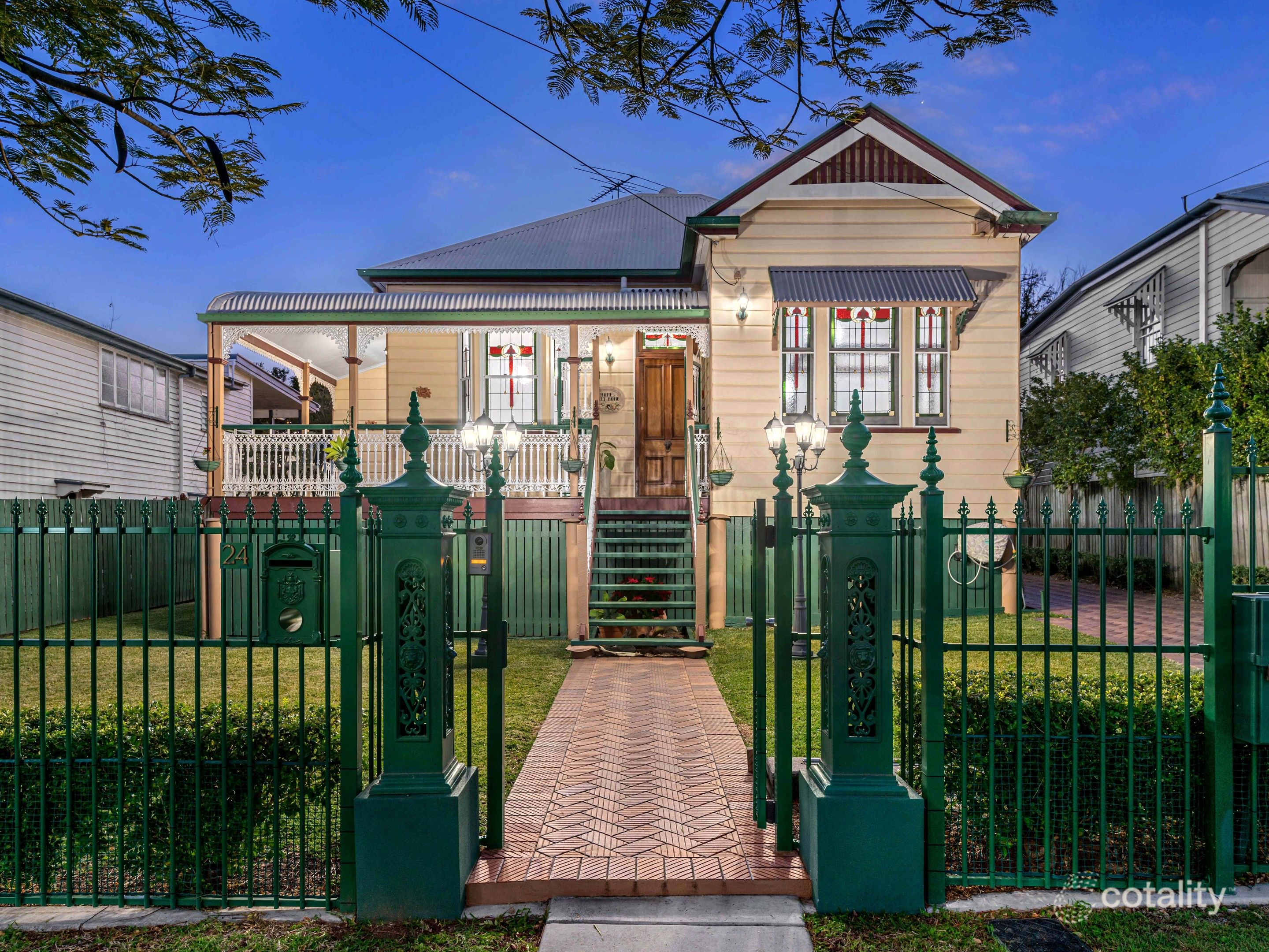 24 Foster St, Newmarket, QLD 4051