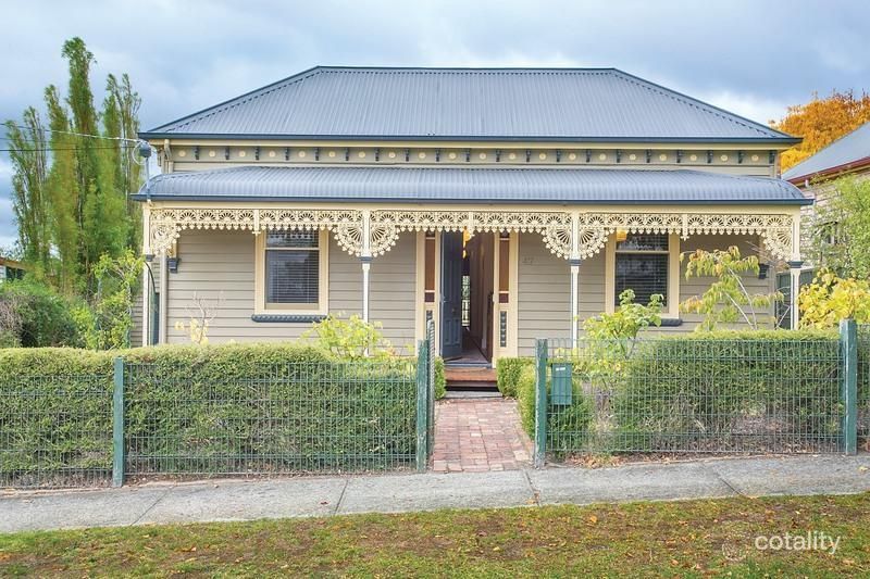 417 Cobden St, Mount Pleasant, VIC 3350