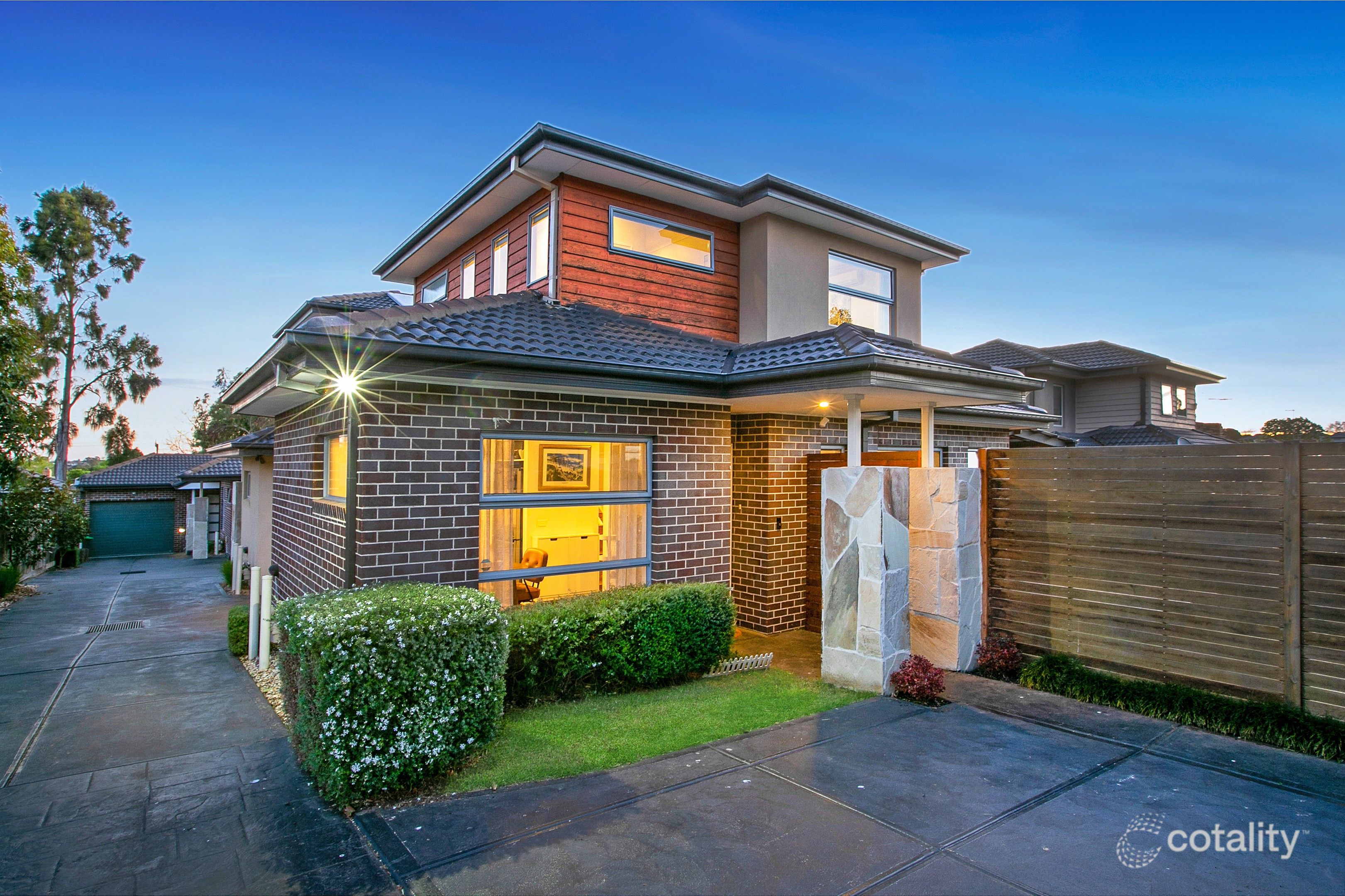 1/49 St Vigeons Rd, Reservoir, VIC 3073