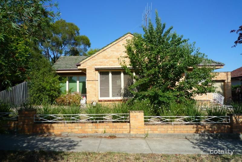 17 Putnam Ave, Strathdale, VIC 3550