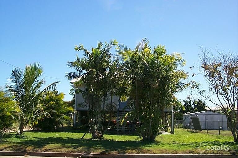 64 Eighth St, Home Hill, QLD 4806