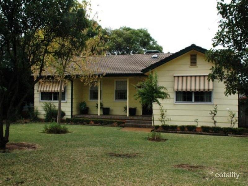 1 Cooinda Cres, Dubbo, NSW 2830