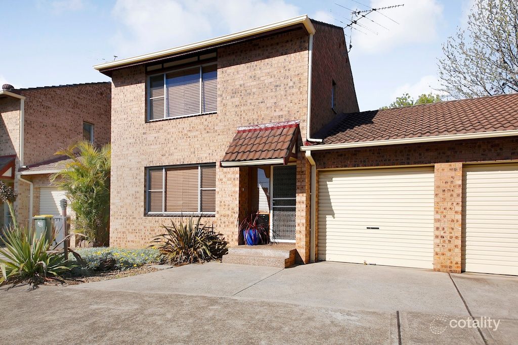 7/25 Surrey St, Minto, NSW 2566