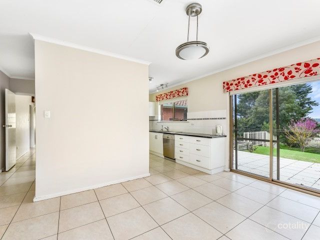 22 Ireland St, Millicent, SA 5280