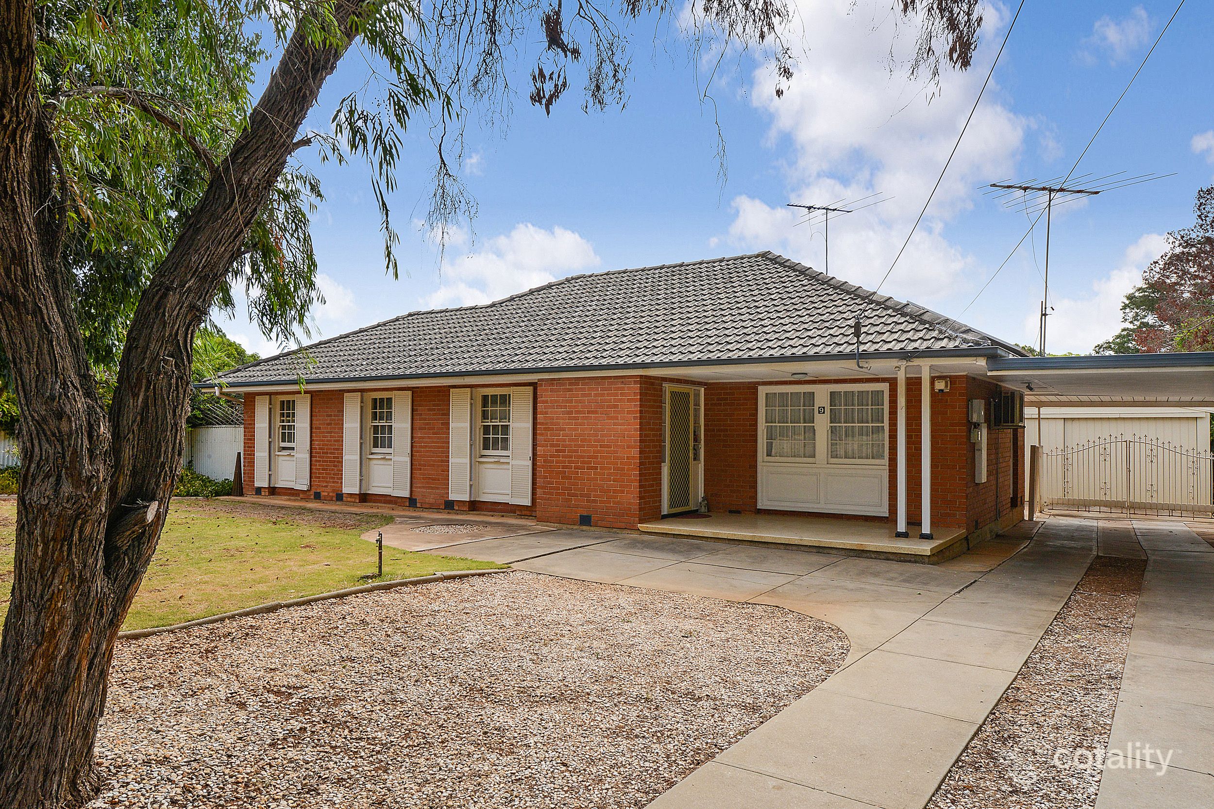 9 Adams Rd, Elizabeth Park, SA 5113