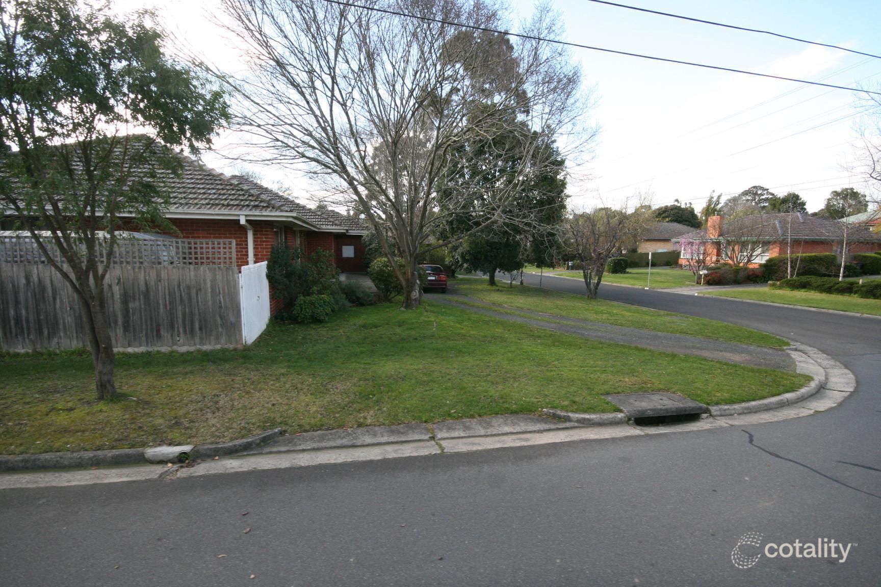 22 Smithdene Ave, Ringwood East, VIC 3135