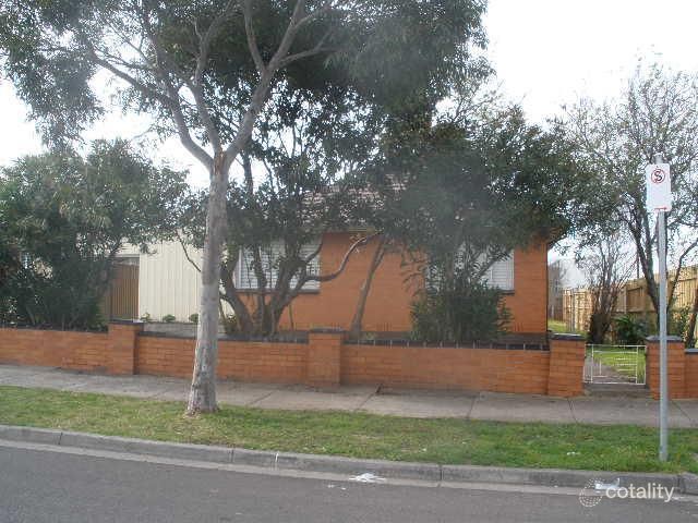 24 Logan St, Glenroy, VIC 3046
