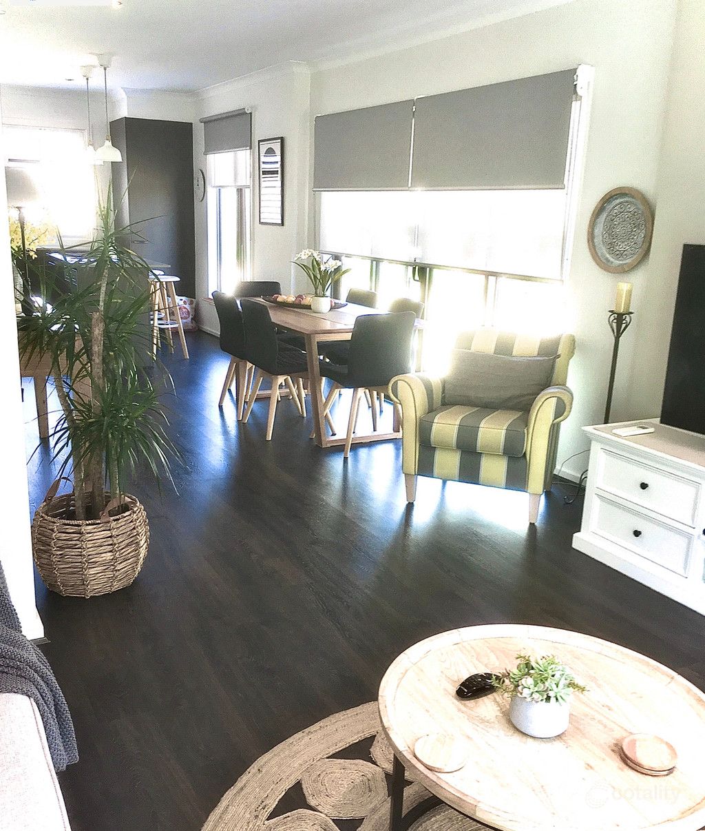 17 Gordon St, Mornington, VIC 3931