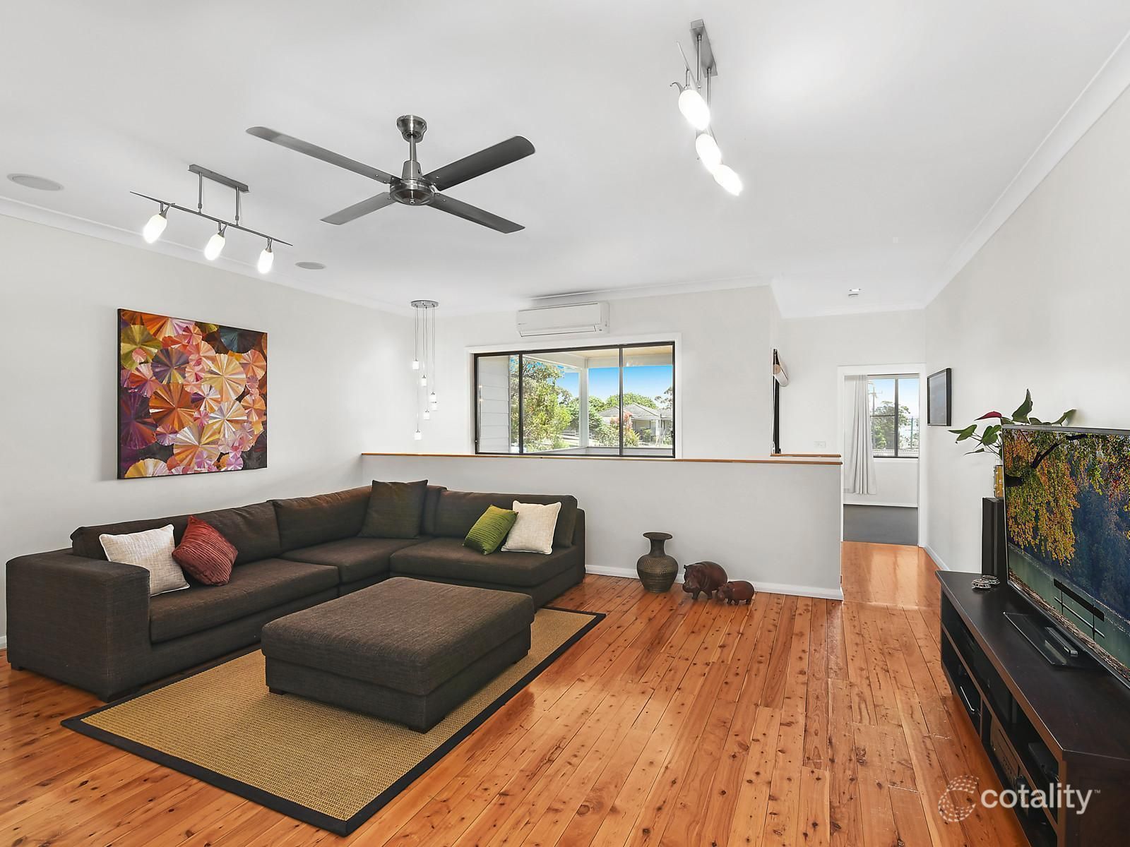 1 Virginia St, Warners Bay, NSW 2282