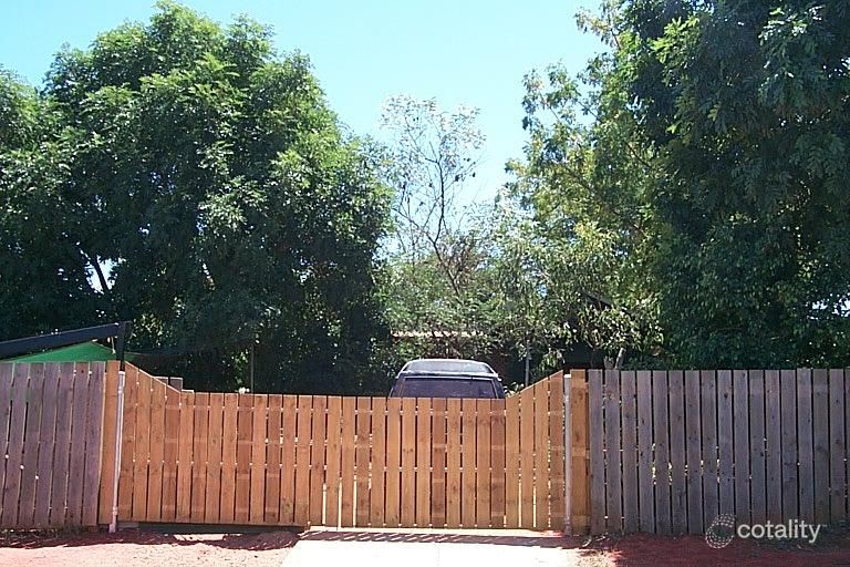 4 Barnsley Pl, Cable Beach, WA 6726