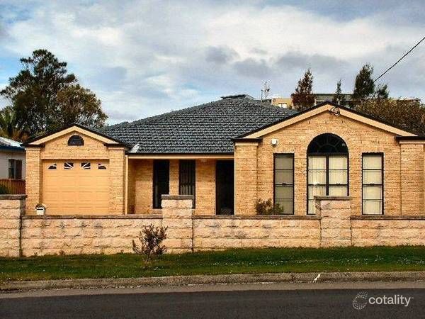 46 Oakland Ave, The Entrance, NSW 2261