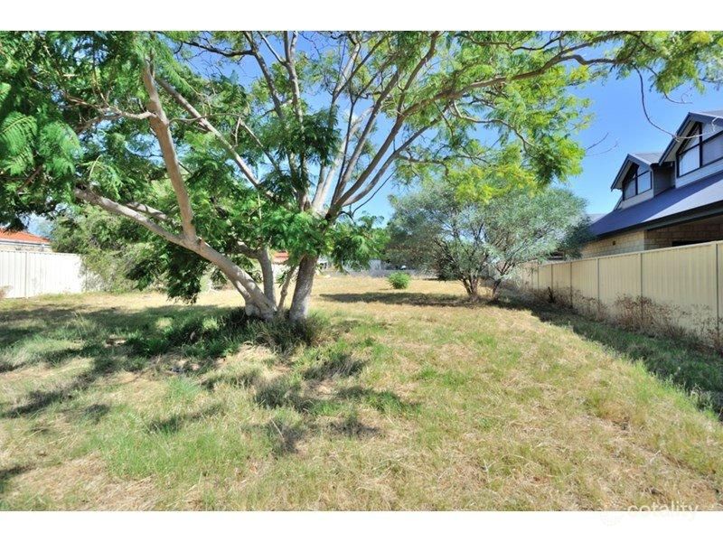 85 Tuckey St, Mandurah, WA 6210