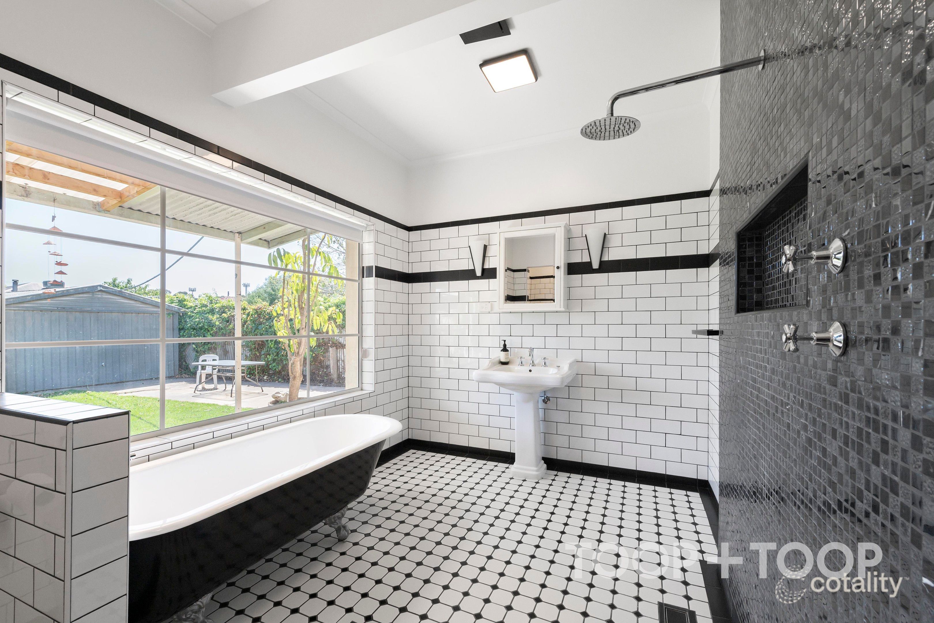 82 Main St, Beverley, SA 5009