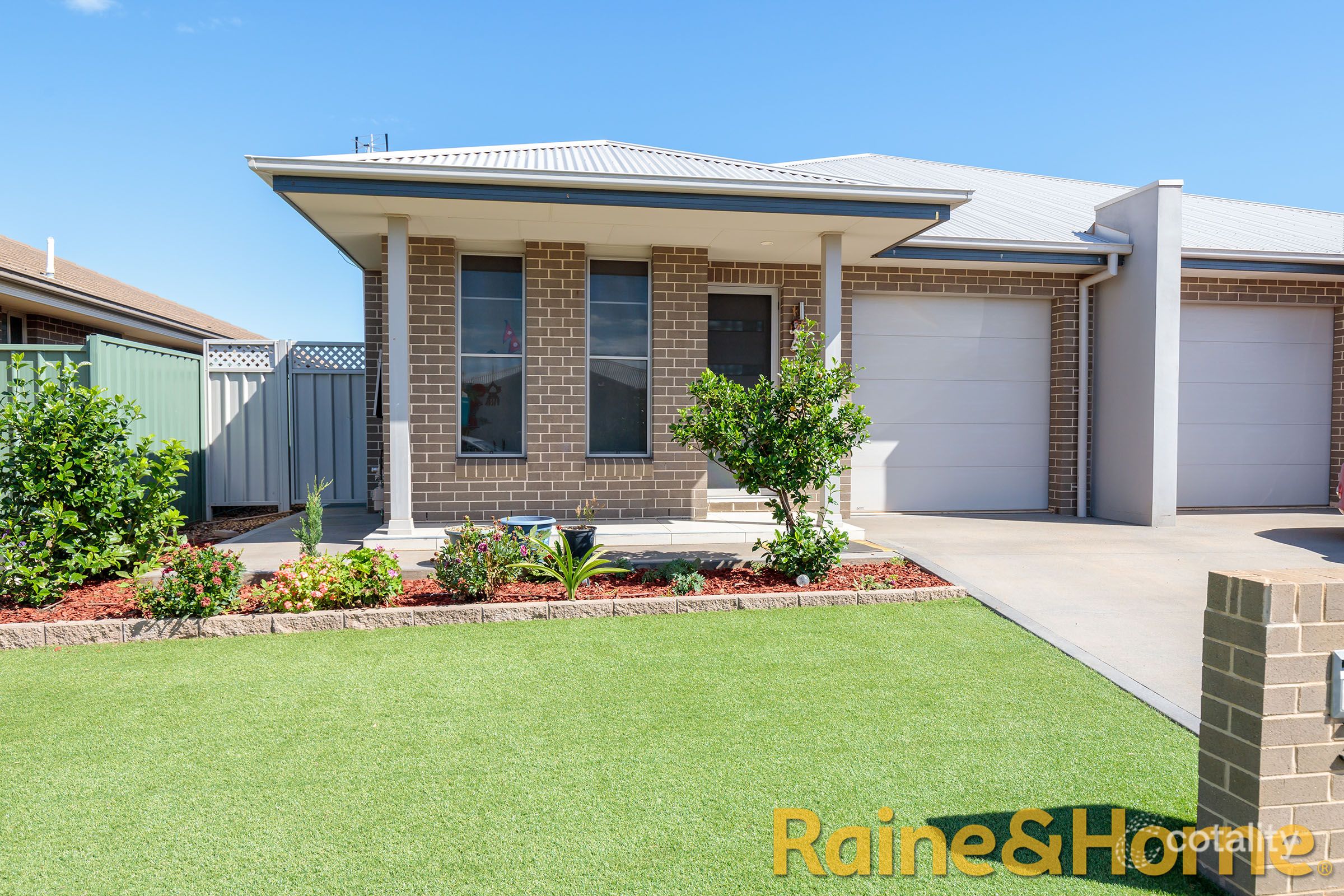 33 Magnolia Bvd, Dubbo, NSW 2830