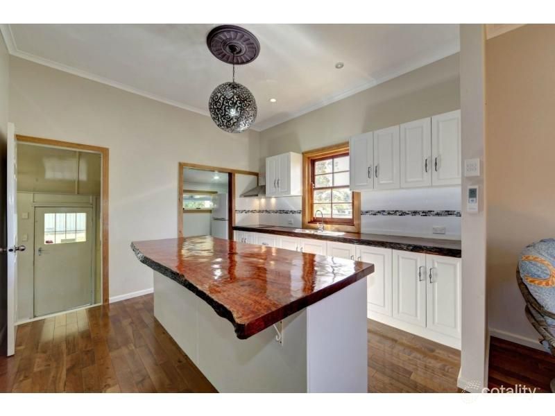 61 Pitt St, Walkervale, QLD 4670