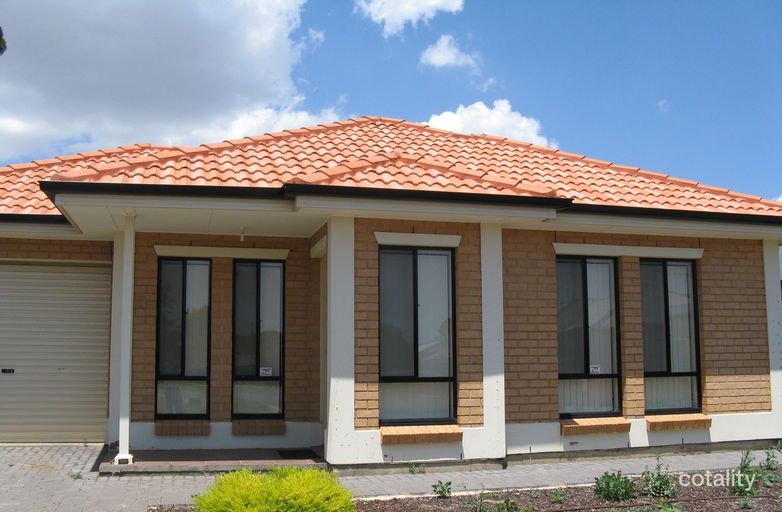 2 Oxford Ct, Elizabeth Park, SA 5113