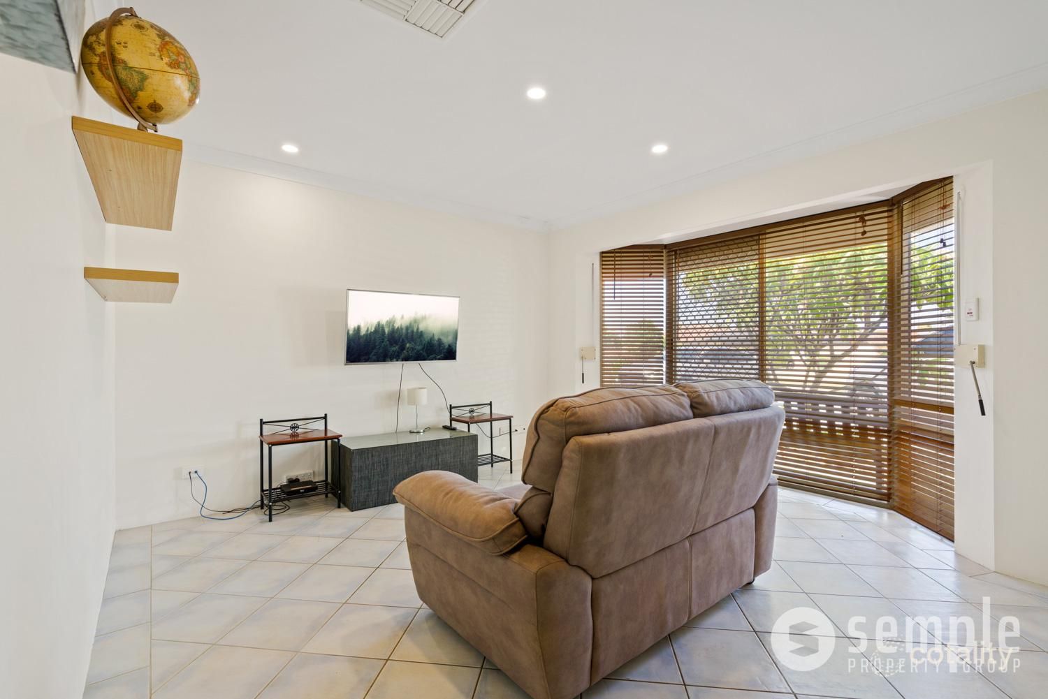 45 Coronata Dr, Warnbro, WA 6169