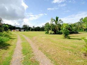 2b Benalla Rd, Oak Valley, QLD 4811