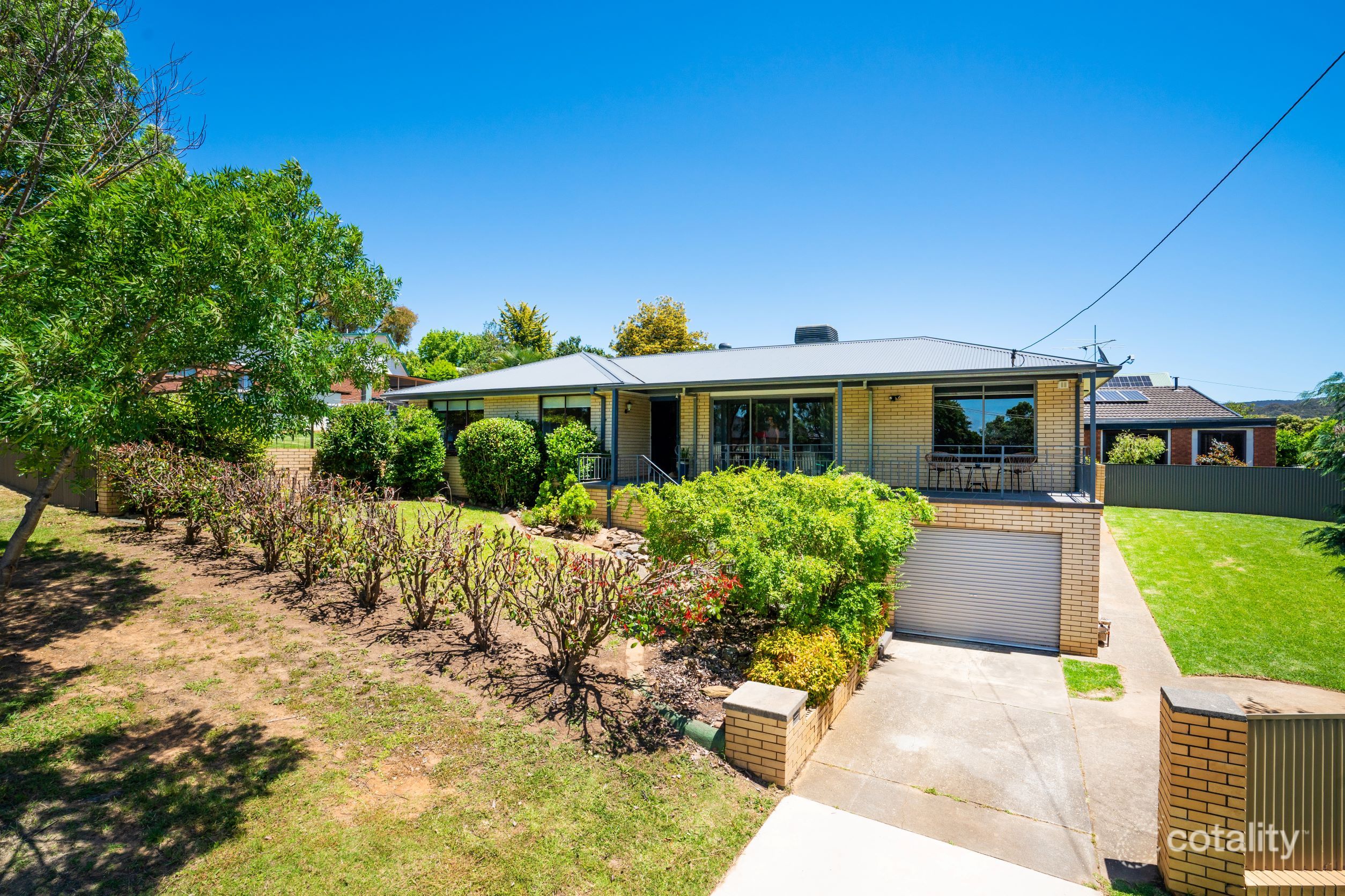705 Centaur Rd, Hamilton Valley, NSW 2641