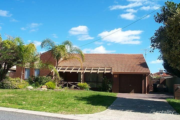 47 Capstone Way, Marangaroo, WA 6064