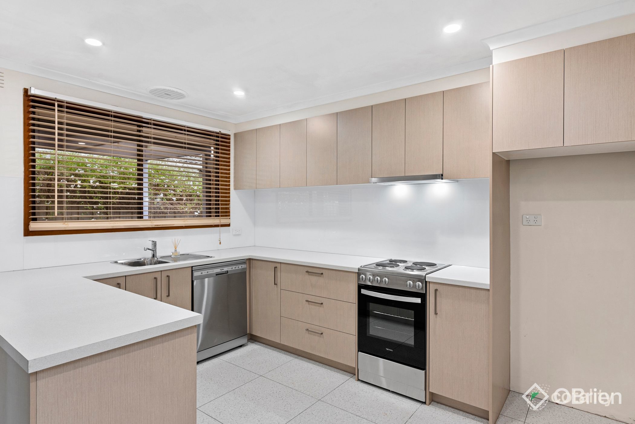 2/117 Prince St, Mornington, VIC 3931