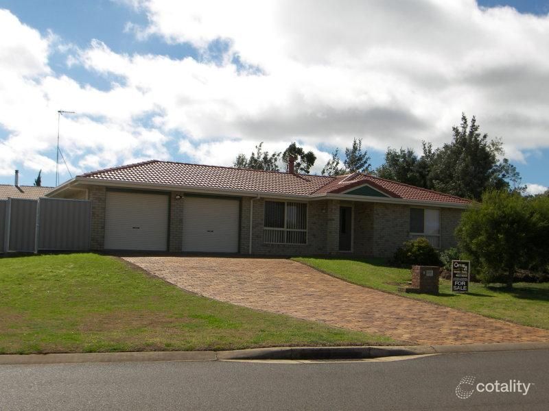 9 Catalina Dr, Wilsonton, QLD 4350