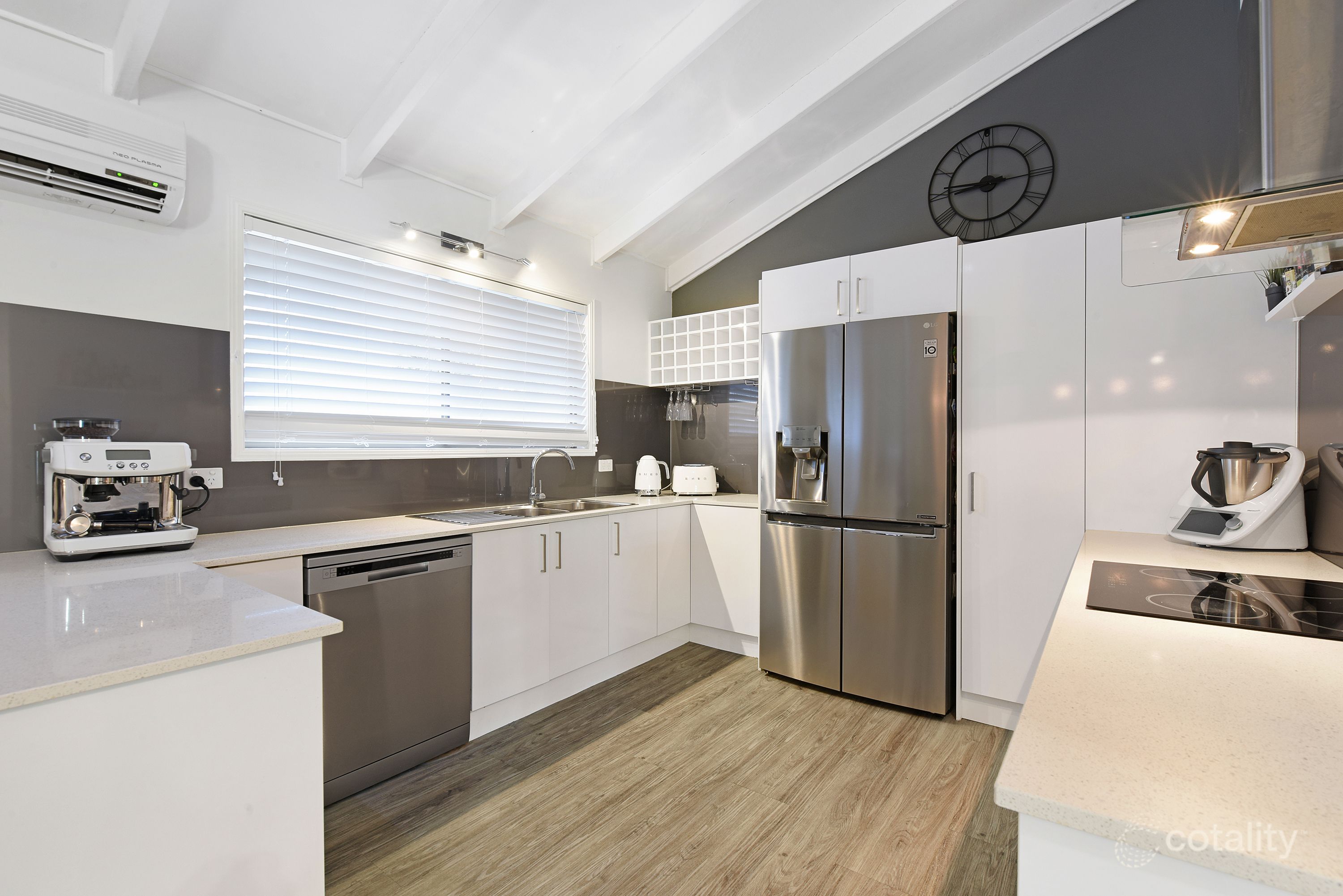 53 Poinsettia Ave, Hollywell, QLD 4216