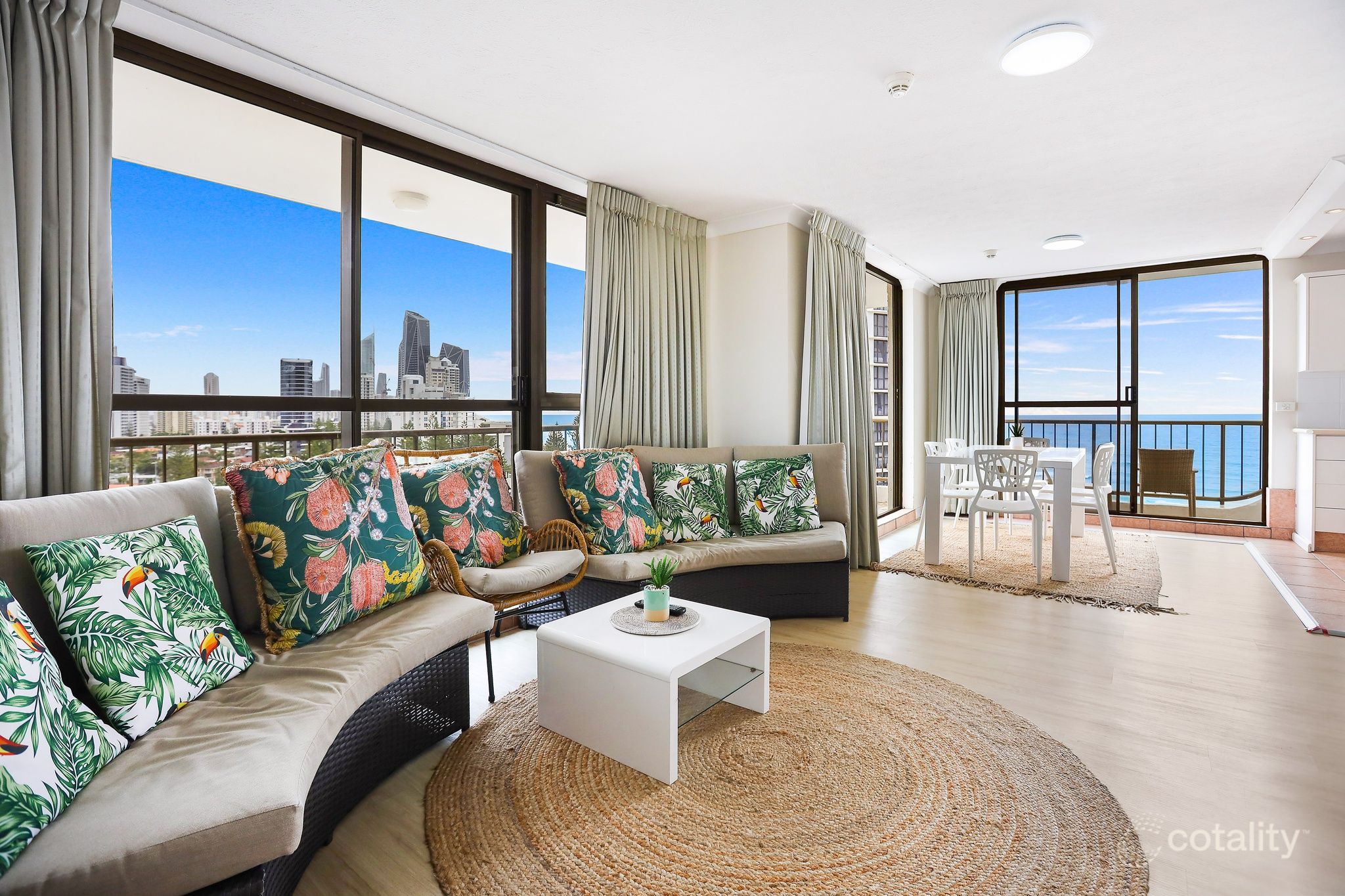 54/4 Britannia Ave, Broadbeach, QLD 4218