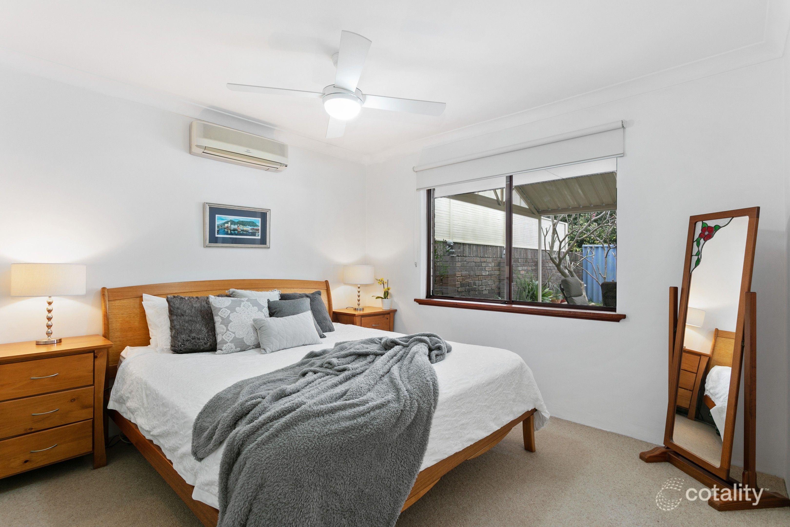 10/2 Waroonga Rd, Nedlands, WA 6009