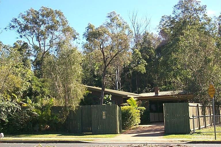 16 Albany Forest Dr, Albany Creek, QLD 4035