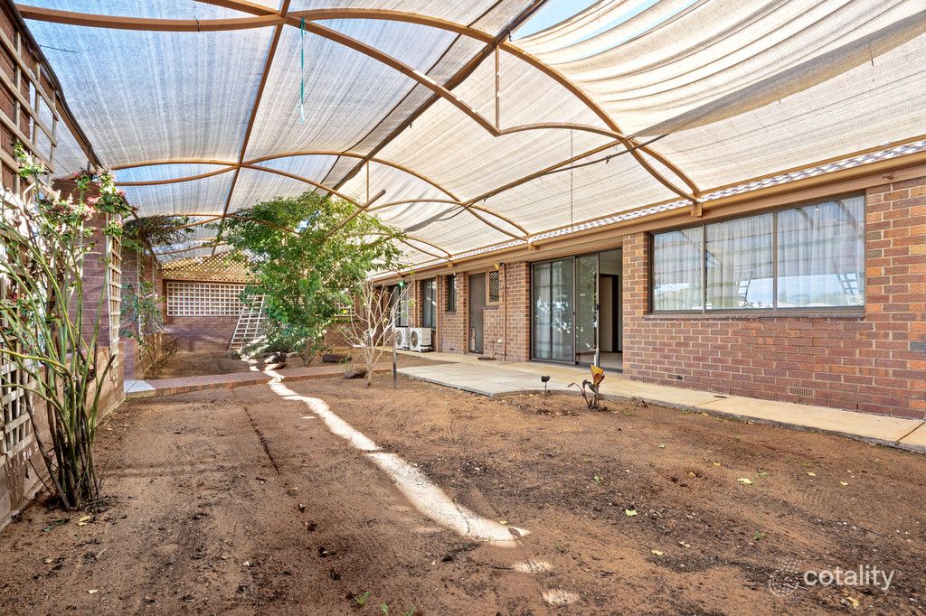 38 Riverview Dr, Paringa, SA 5340