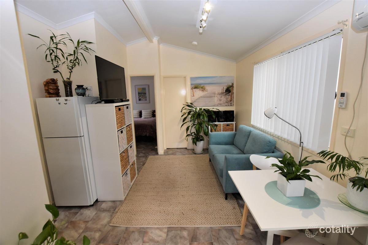 2/2 Arnott St, Laurieton, NSW 2443