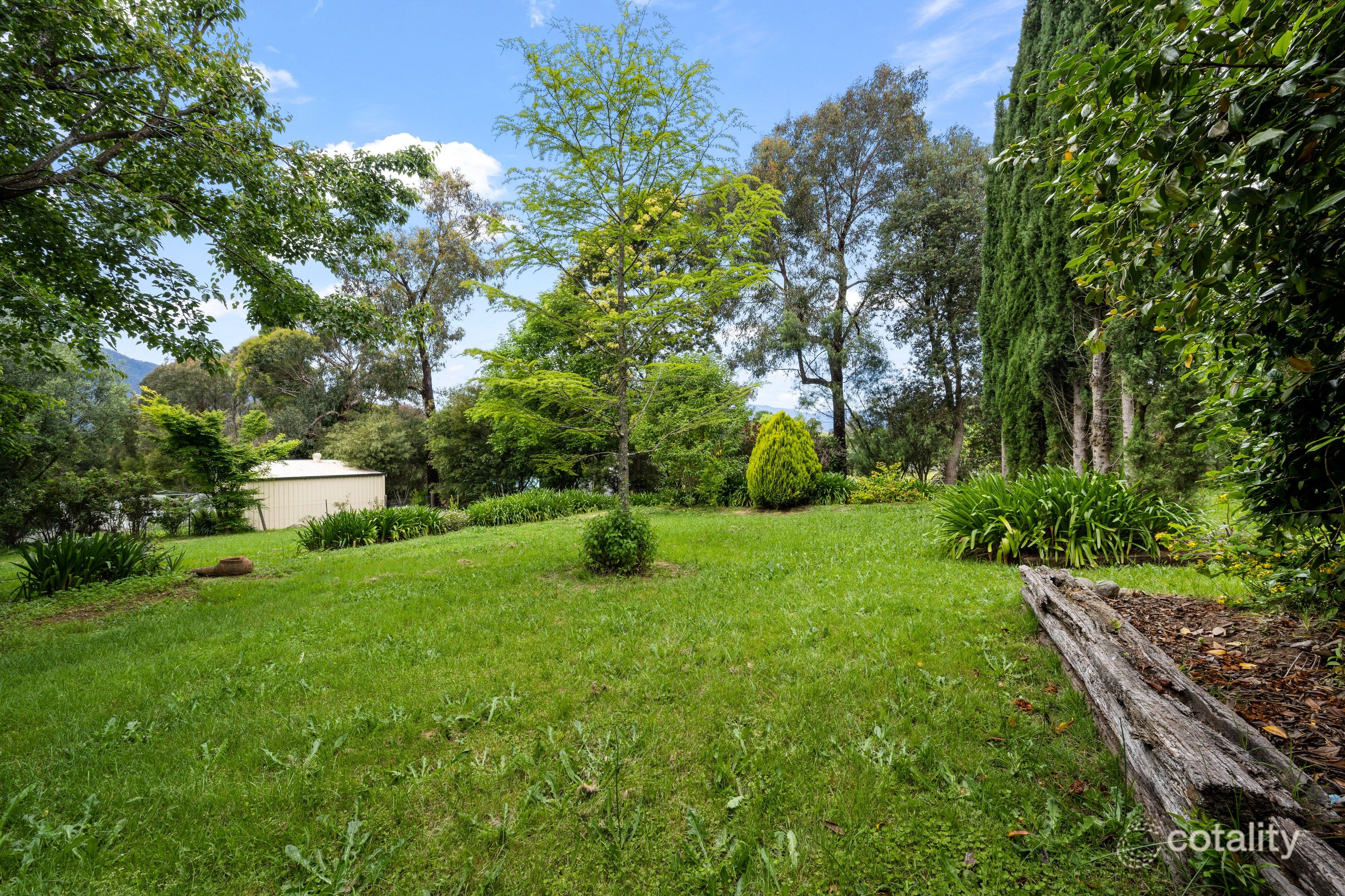 3 Cooper St, Tawonga, VIC 3697