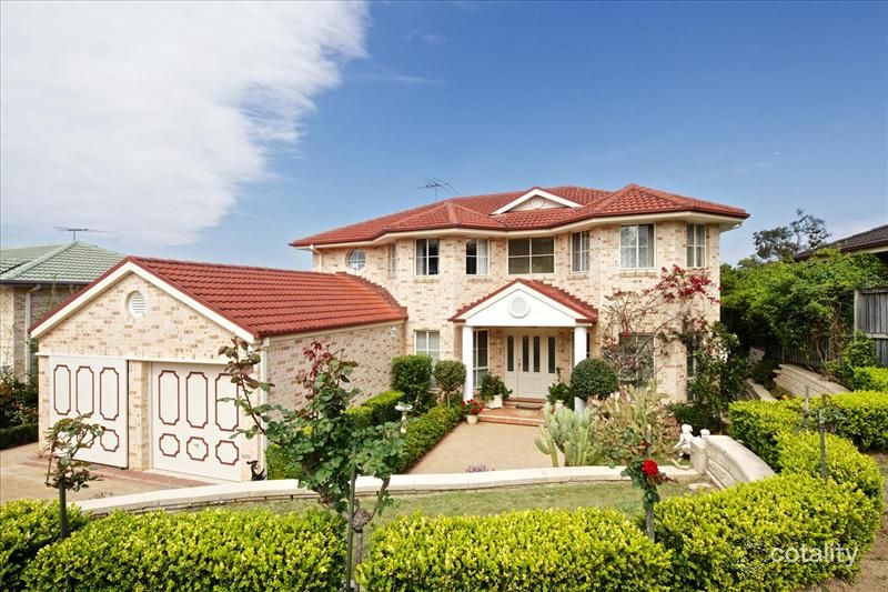 18 Glen Helen Gr, Dural, NSW 2158