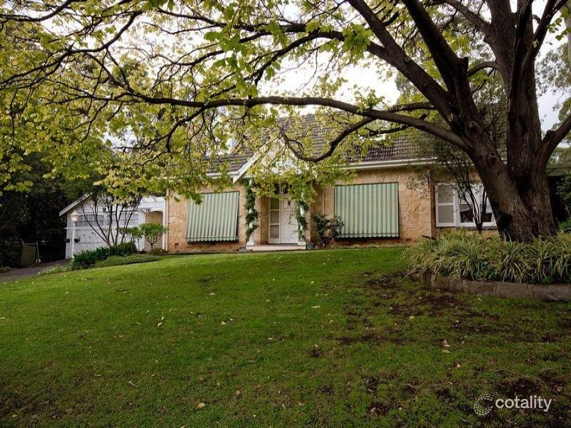 8 Wurinya Ave, Stonyfell, SA 5066